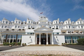  The Grand Hotel  Истборн